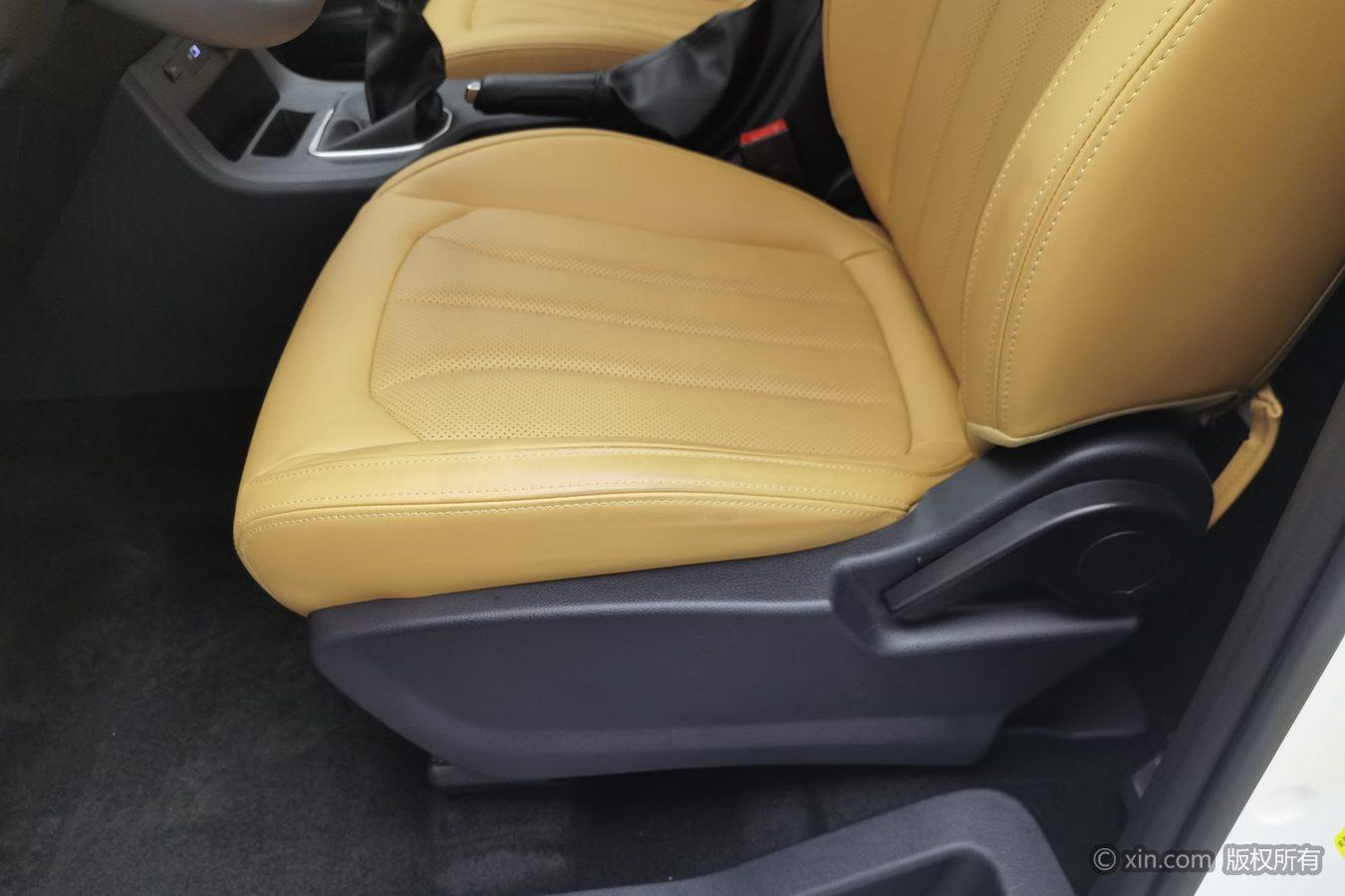 BAW rui sheng wang pai M7 2025 2.0L Люкс МКПП zhang zhou 7 seats