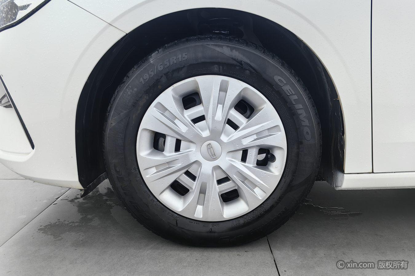 Geely Emgrand — фотографии объявления, Фото 7