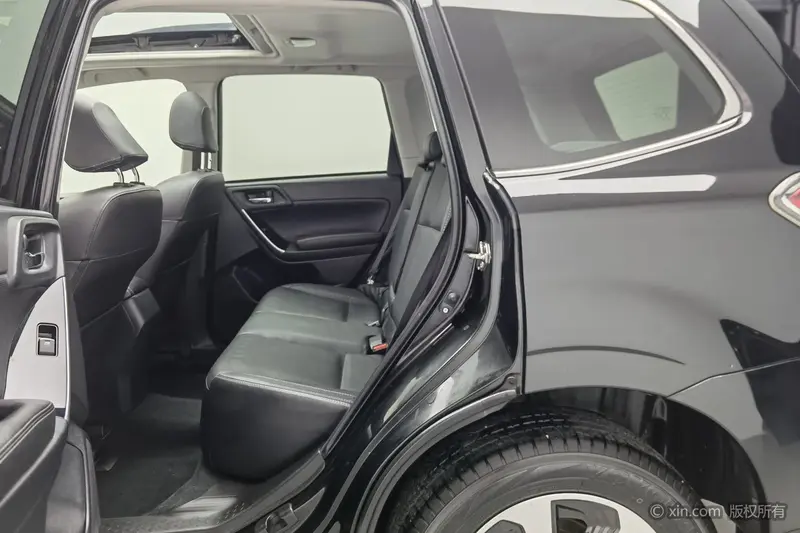 Subaru Forester — фото 14