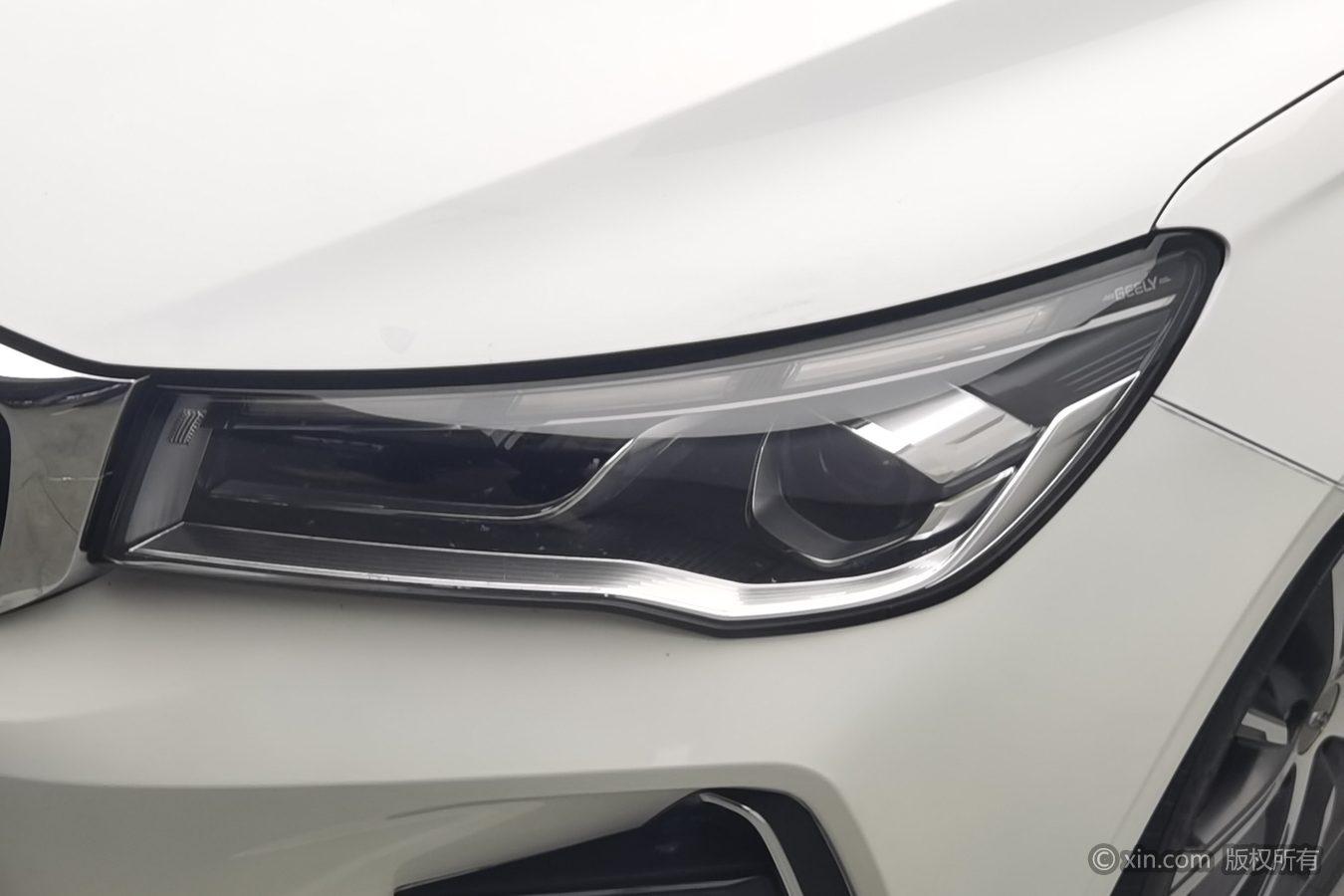Geely Emgrand 2022 4 1.5L CVT Luxury