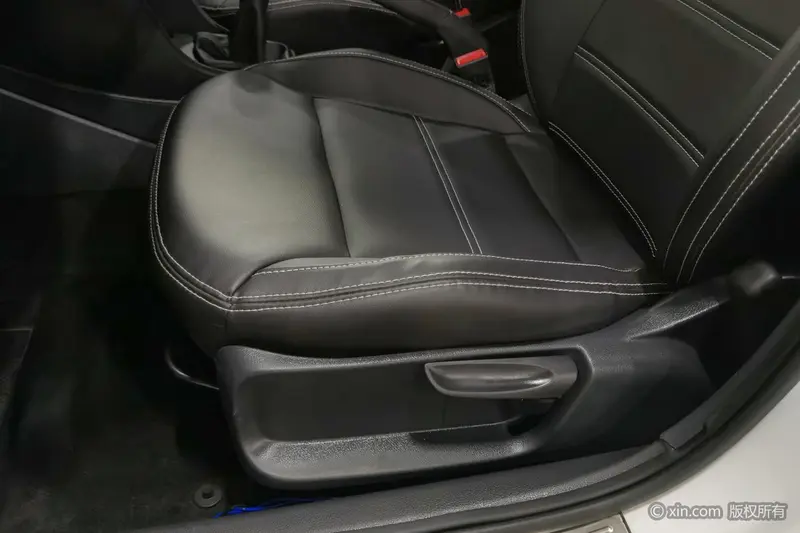 Volkswagen Polo 1.5 L MT — фото 13