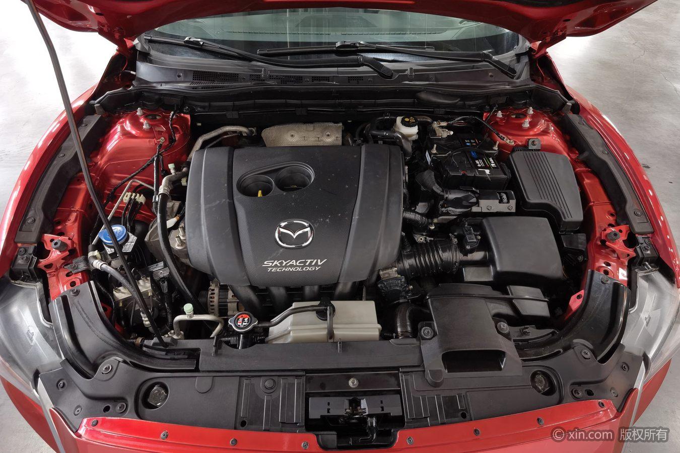 Mazda Atenza 2017 2.0L Luxury