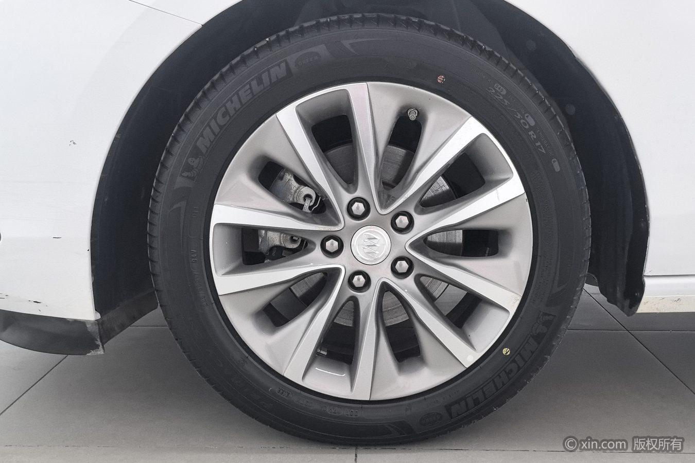 Buick GL6 2021 323T Luxury