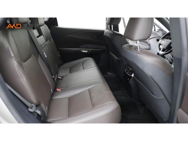 Lexus RX 2023 350h 4 WD — фото 10