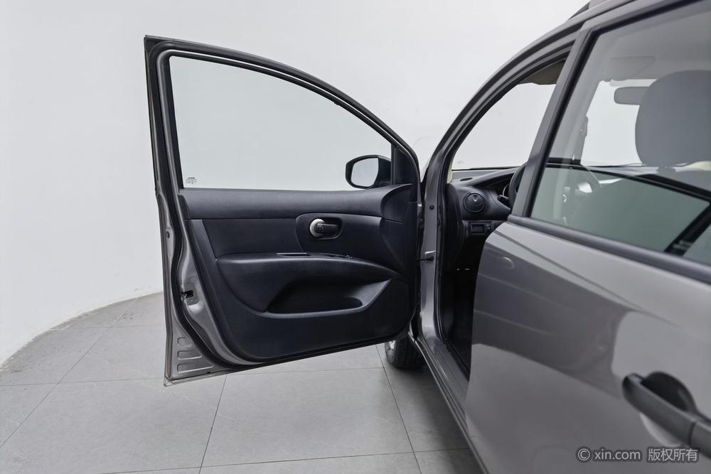 Nissan Livina, фото 21