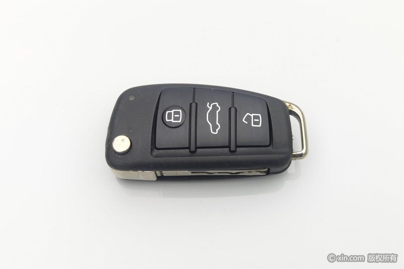 Audi Q2L 2021 35TFSI