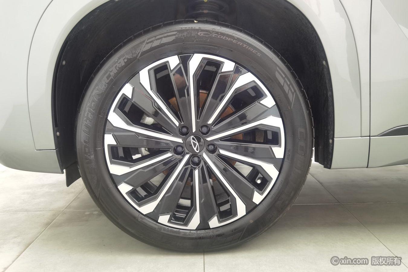 Chery Tiggo 9 9 2023 2.0T DCT Luxury 5 мест