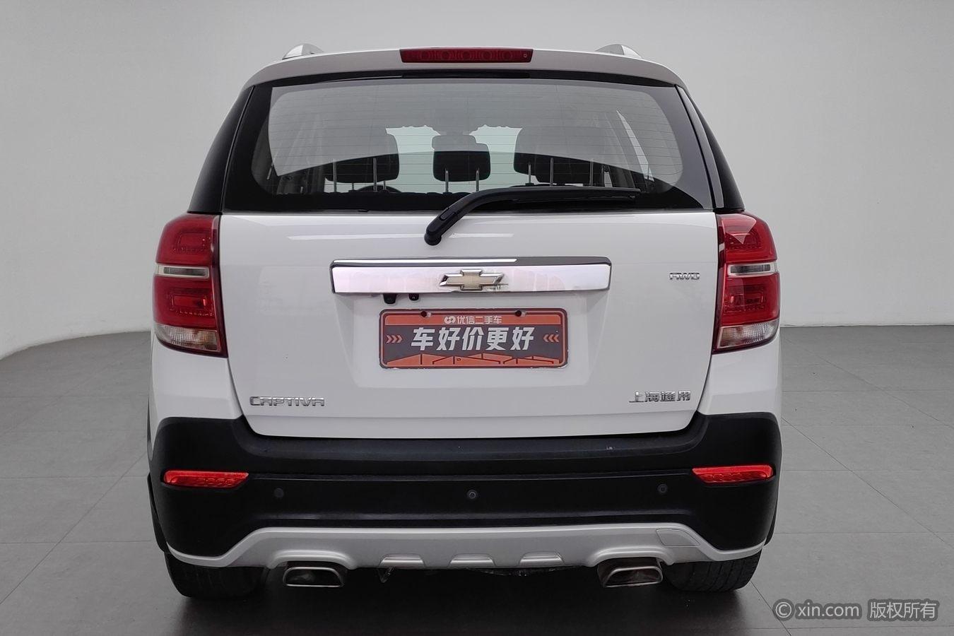Chevrolet Captiva 2015 2.4L Luxury 5 мест
