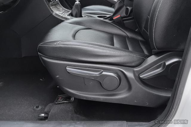 Zotye T600 2015 1.5 T MTLuxury — фото 11