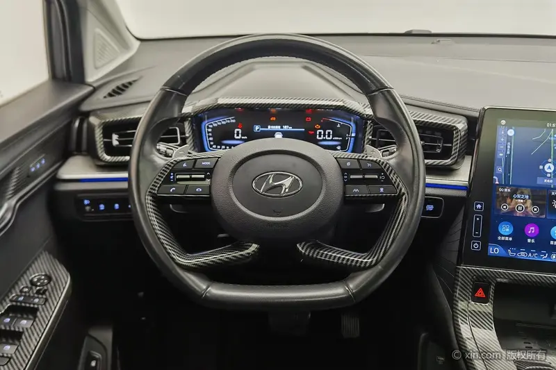 Hyundai Custin — фото 9