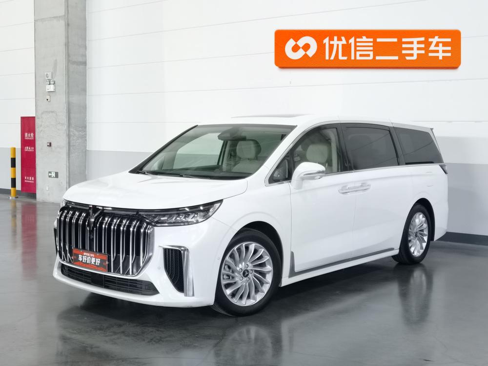 VOYAH Dreamer PHEV