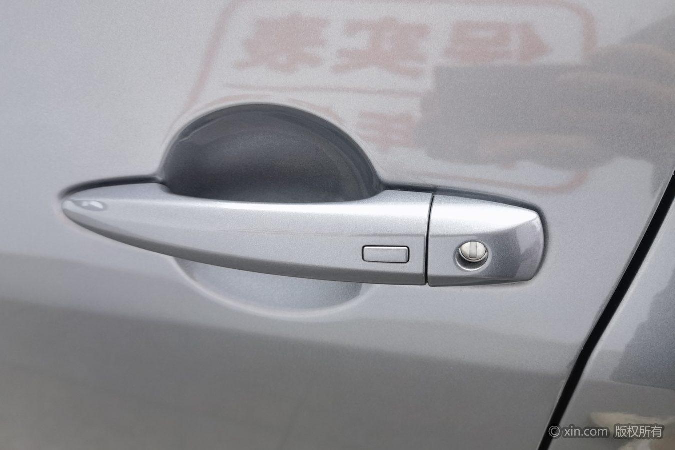Nissan Xuan Yi id 4479364 из Китая 12