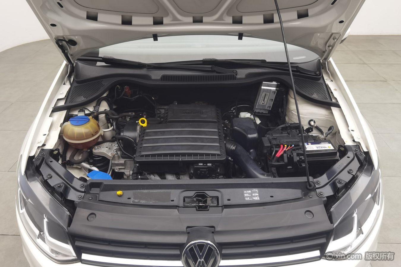 Volkswagen Polo 2016 1.6L AT Comfort