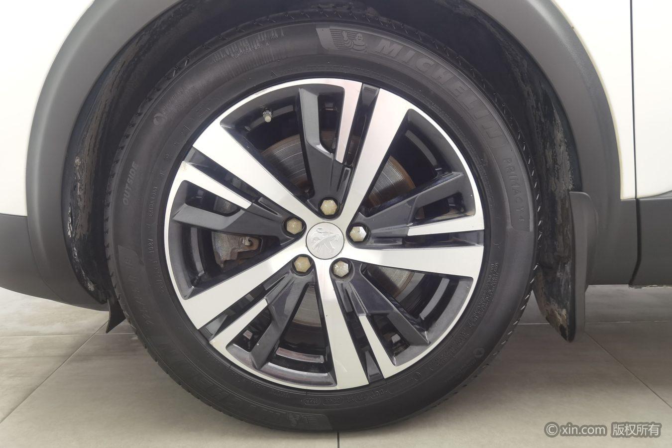 Peugeot 5008 2017 380THP 7 мест Elite