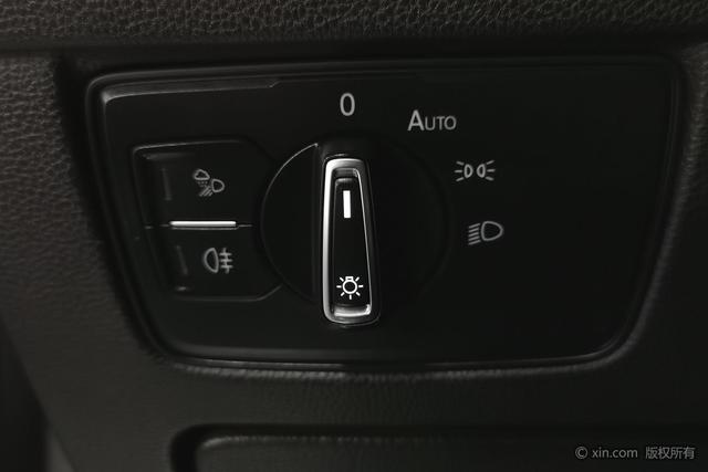 Volkswagen CC 2019 330 TSI V — фото 16