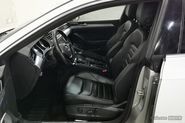 Volkswagen CC 2019 330 TSI V — фото 17