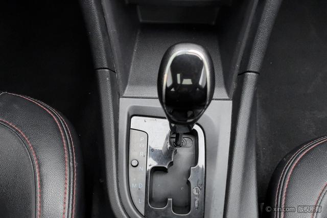 Chery Arrizo 5 2016 1.5 L CVT — фото 14