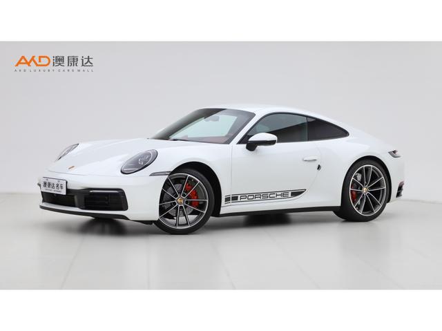 Porsche 911 2023 года выпуска