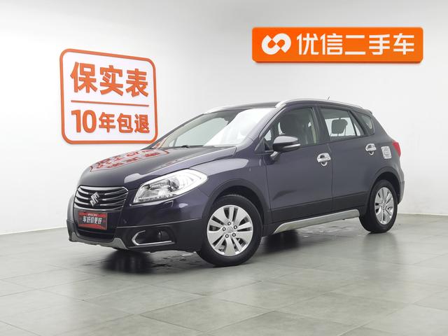 Suzuki SX4 2015 года выпуска