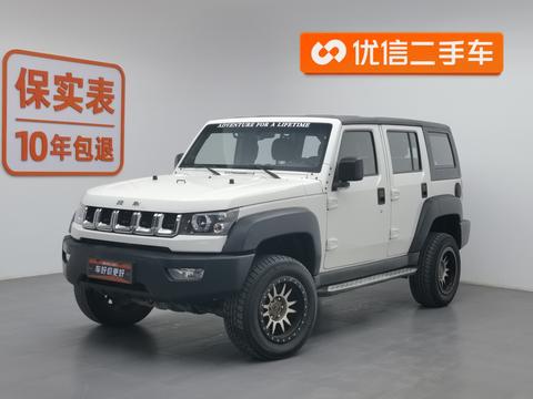 Beijing BJ40 2016 40L 2.3T manual four-wheel drive exclusive edition