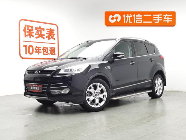 Ford Kuga 2013 года выпуска
