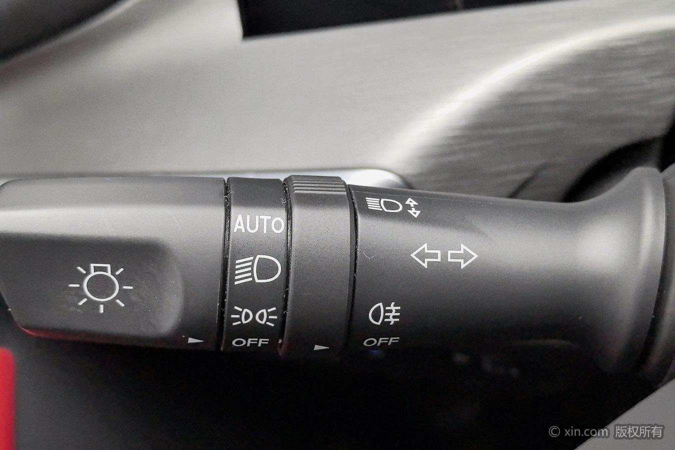 Changan CS35 PLUS 2021 gai lan jing NE 1.4T DCT Люкс