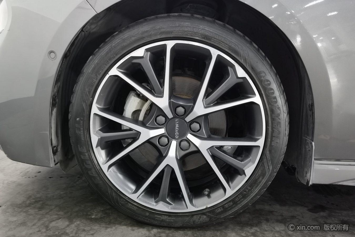 Lynk & Co 03 2022 1.5TD DCT Pro