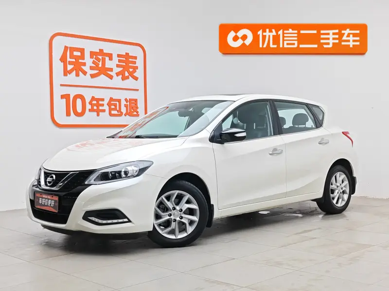 Nissan TIIDA 1.6 L CVT