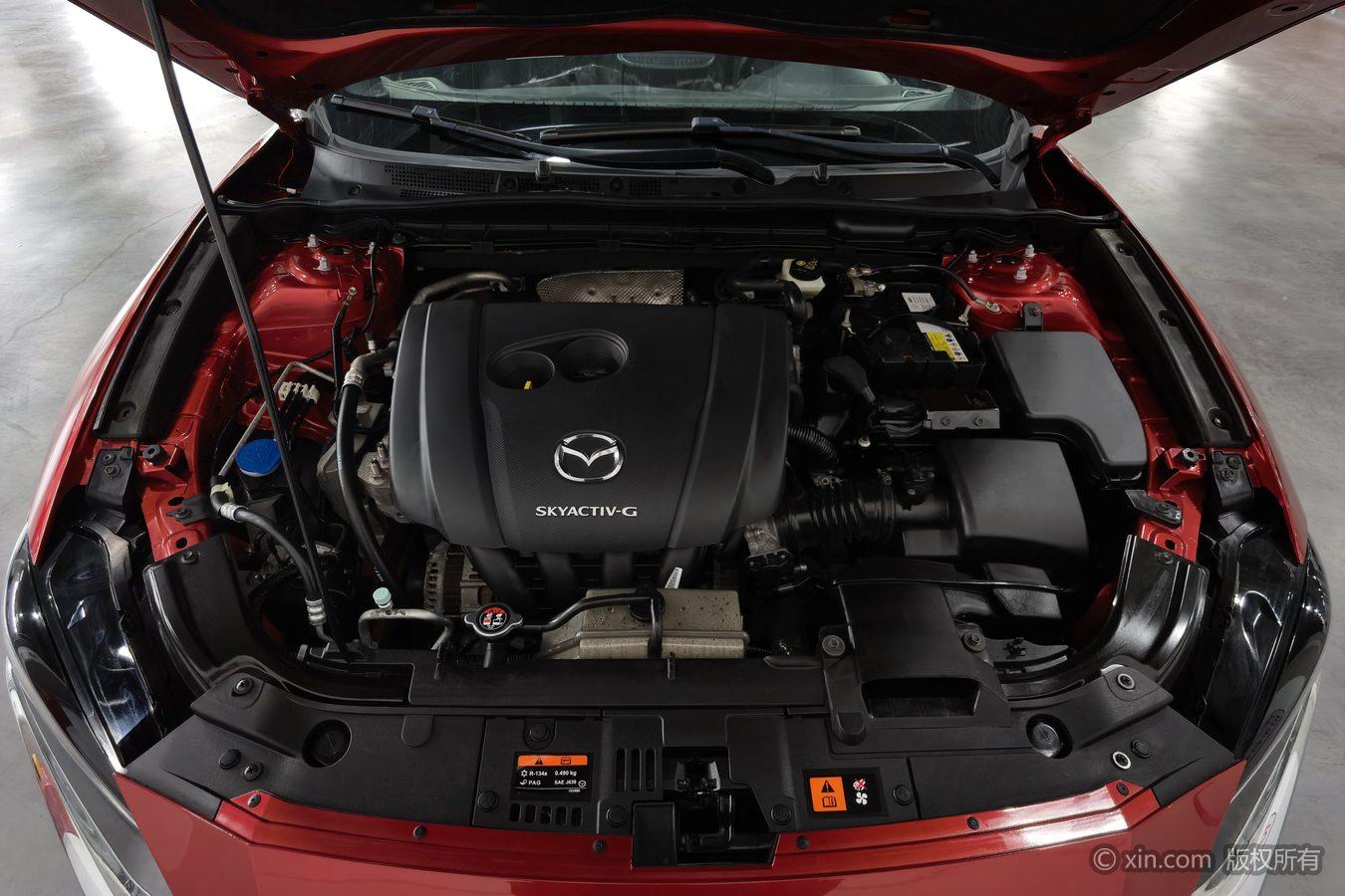 Mazda CX-4 2020 Красный из Китая, фото 3