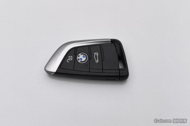 BMW 1 series id 3810562 из Китая 17