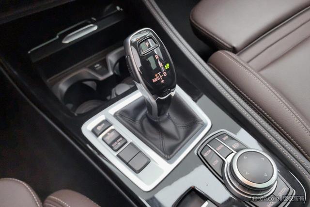 BMW 1 series id 3810562 из Китая 23