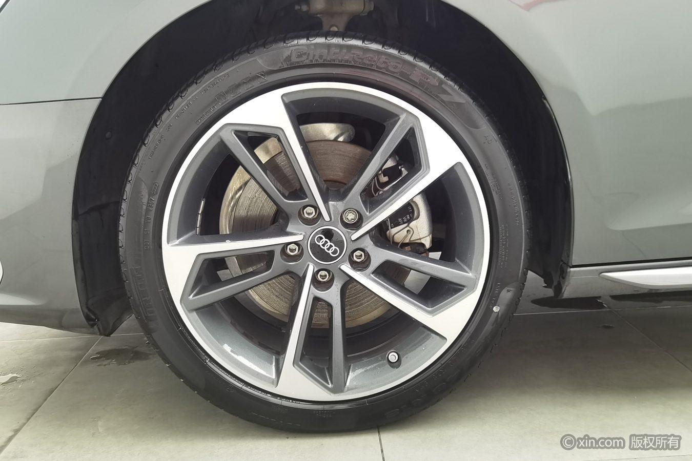 Audi A4L 2022 40 TFSI Fashion