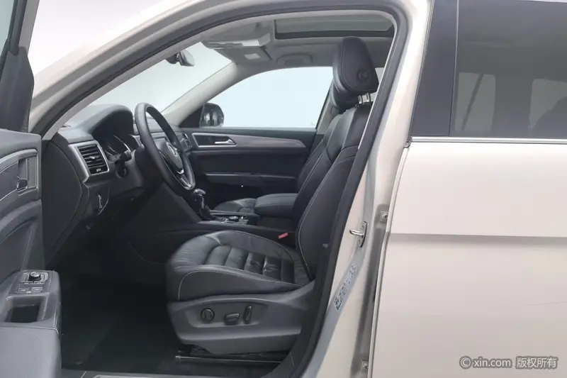 Volkswagen Teramont 380 TSI 4 WD Luxury — фото 12