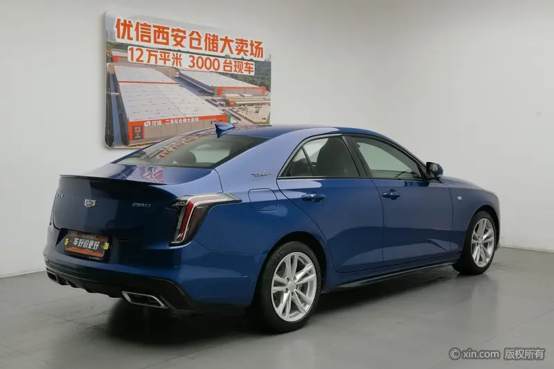 Cadillac CT4 — фото 4