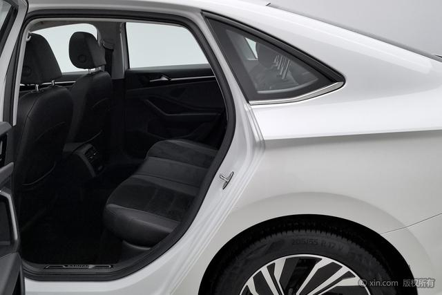 Volkswagen Sagitar 2021 280 TSI DSG — фото 19