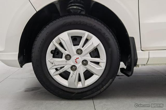 Wuling Hongguang 2021 1.5 L SMTBase — фото 8