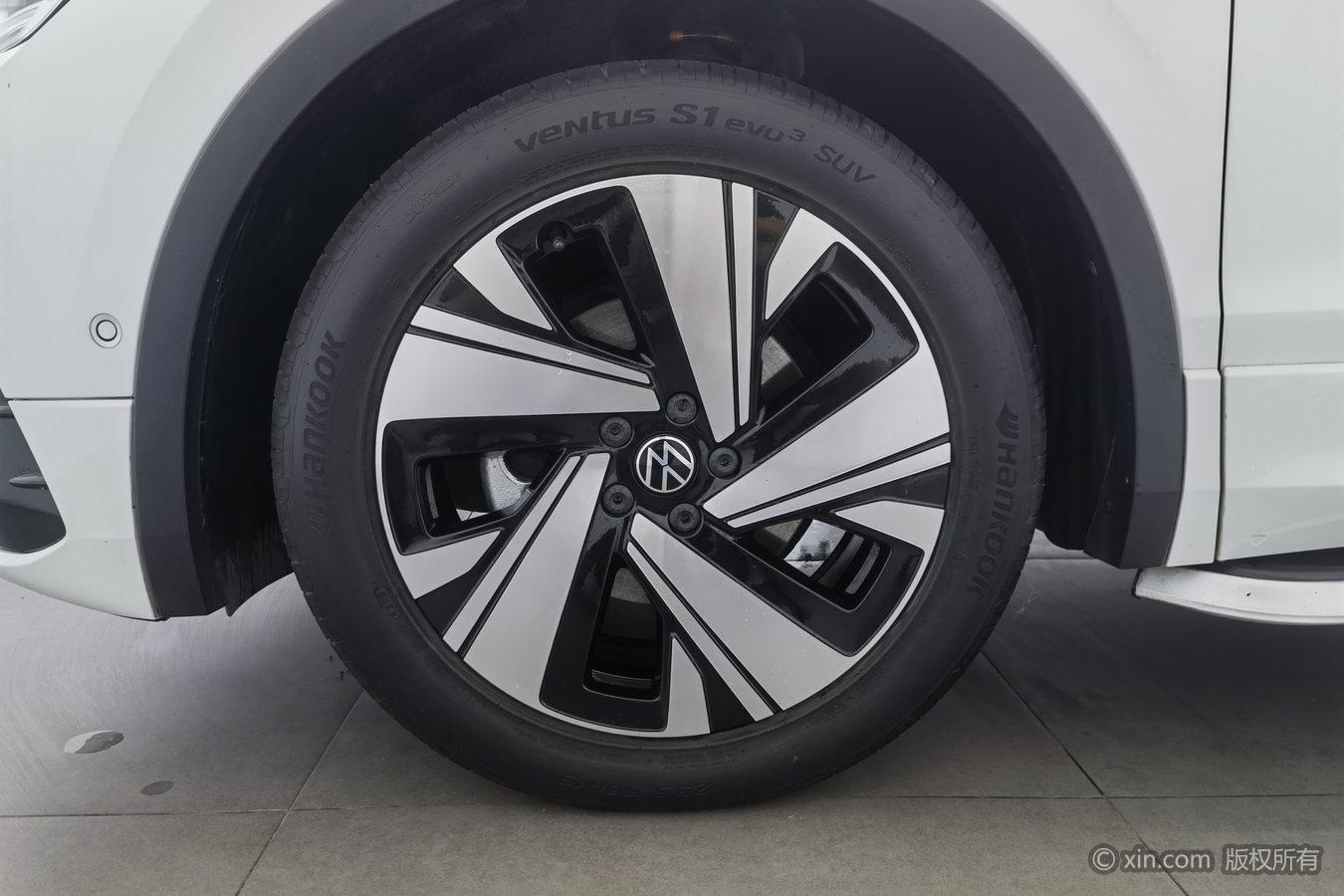 Volkswagen Tiguan L L 2023 330TSI R-Line