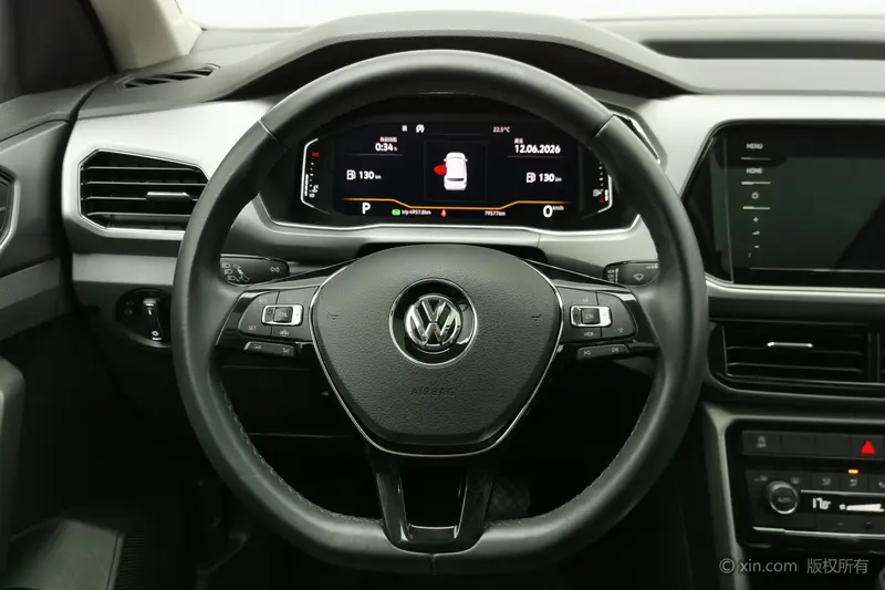 Volkswagen T-Cross — фото 9