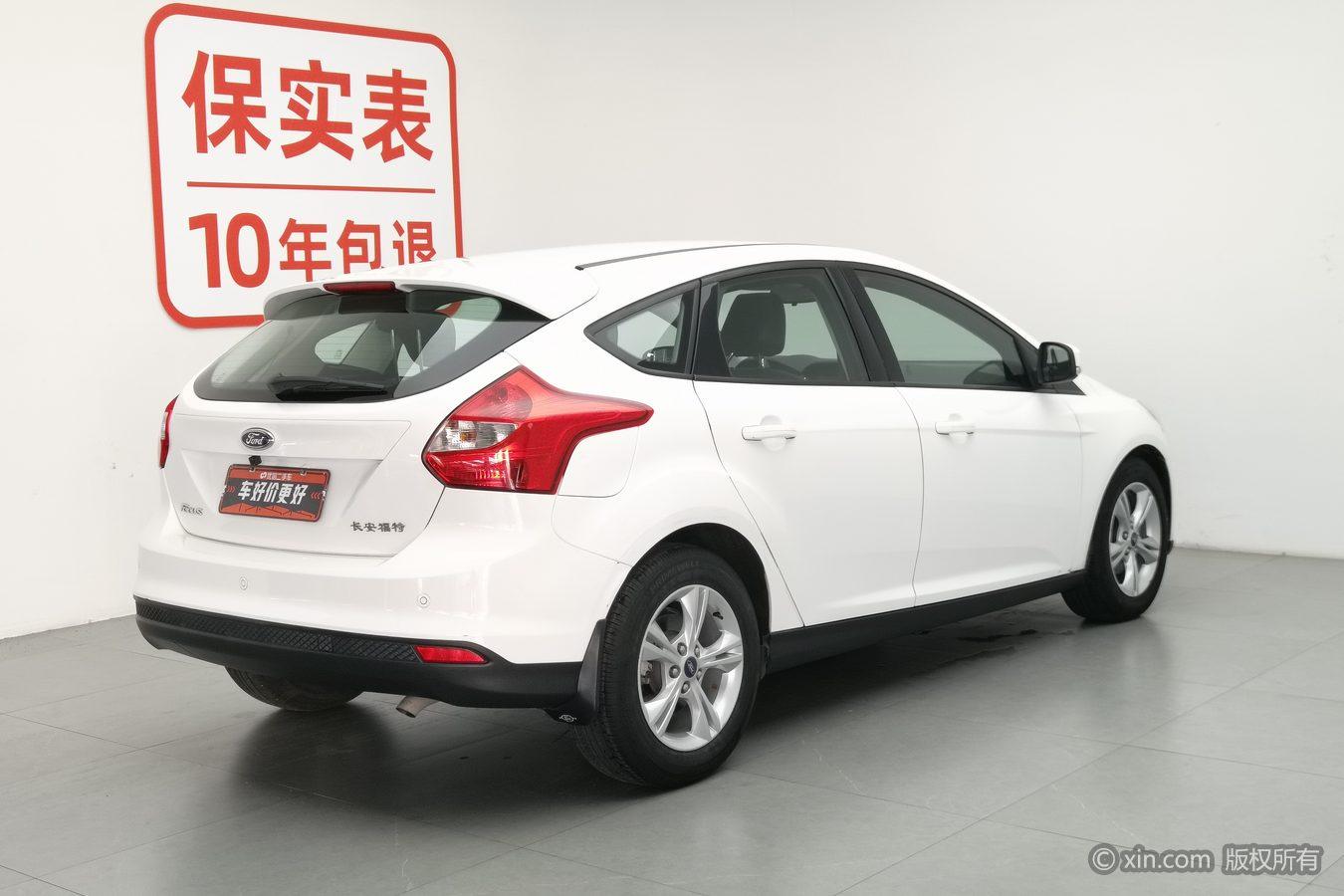 Ford Focus 2012 1.6L AT