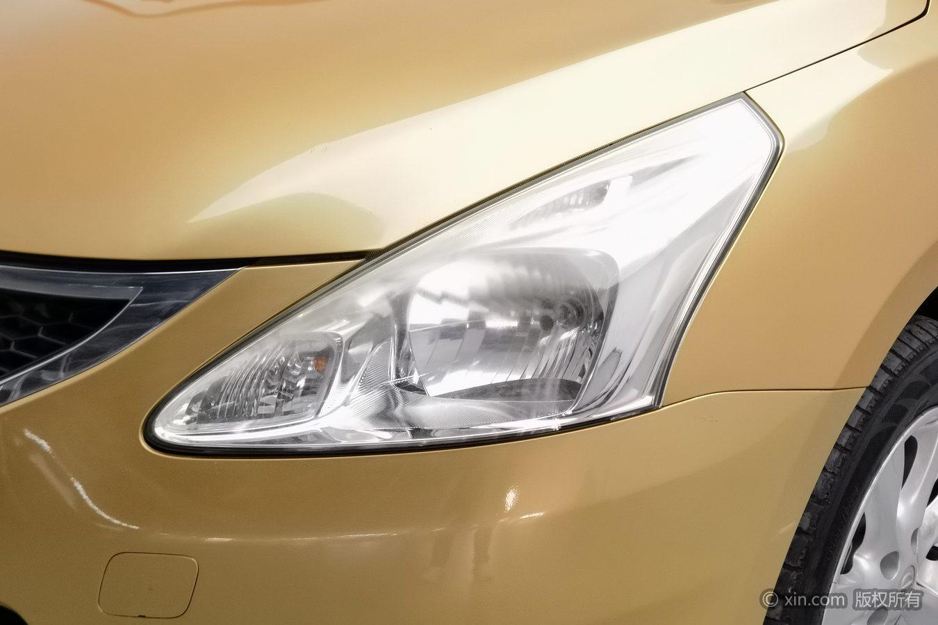 Nissan Tiida 2011 1.6L CVT Comfort