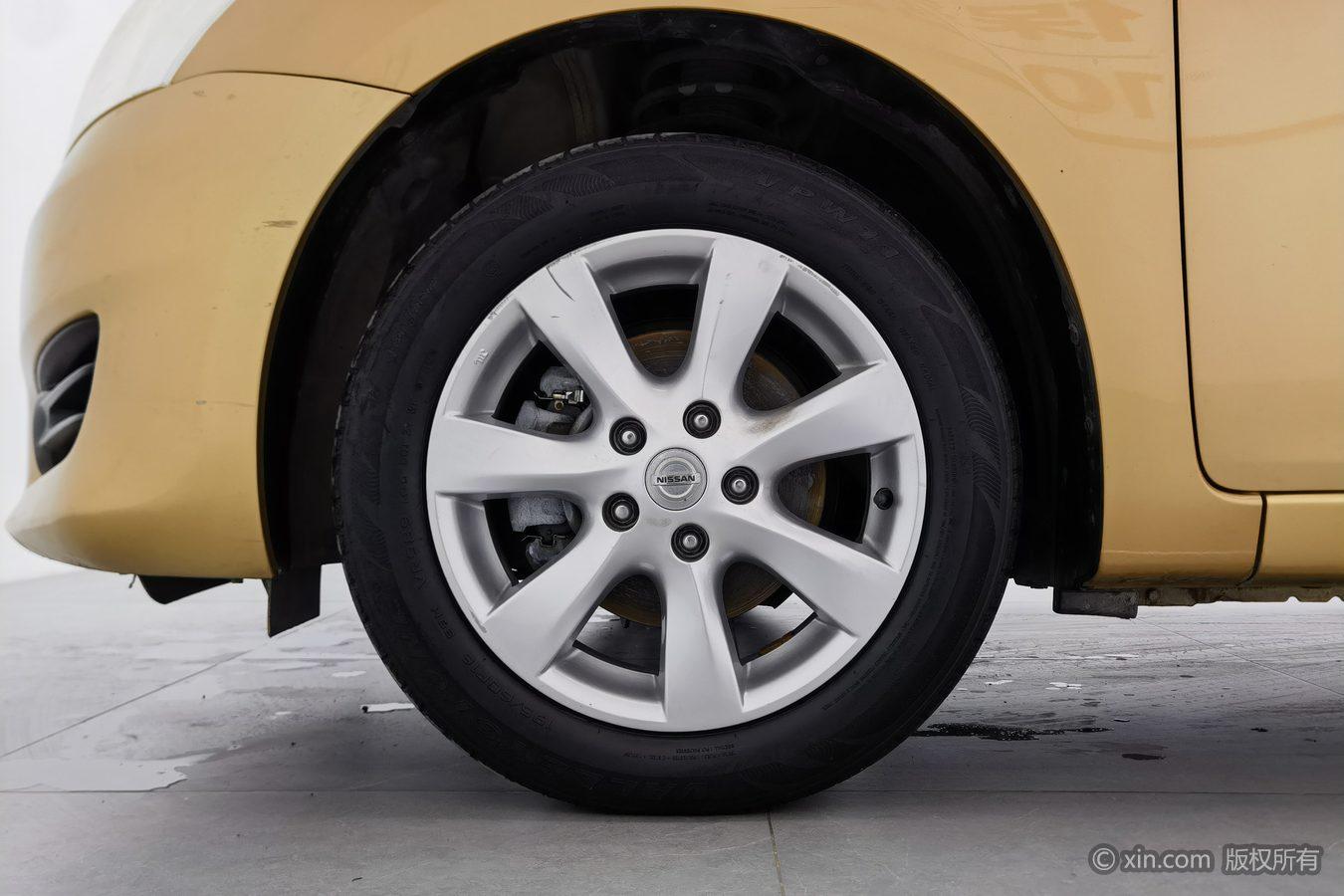 Nissan Tiida 2011 1.6L CVT Comfort