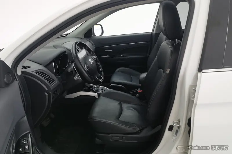 Citroen C 4 AIRCROSS 2.0 L 2 WD Luxury — фото 13