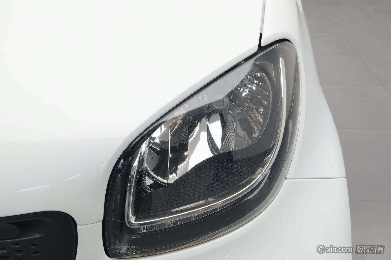 Smart fortwo 2015 1.0L 52