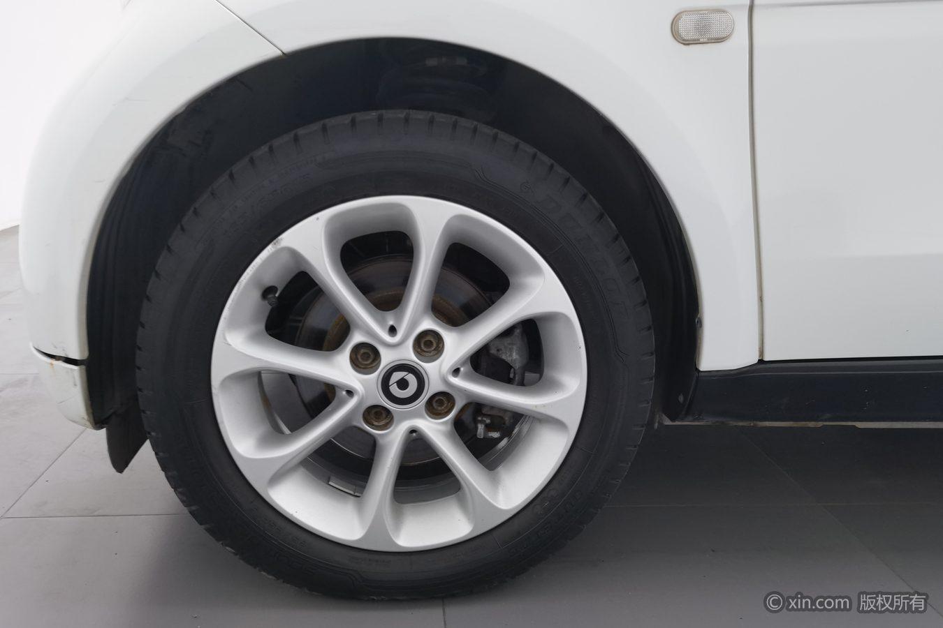 Smart fortwo 2015 1.0L 52