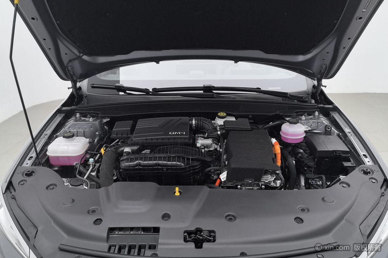 BYD Qin Plus DM-i PLUS DM 2024 DM-i 120KM