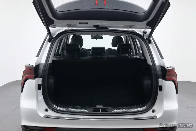 Changan CS75 PLUS — фото 17