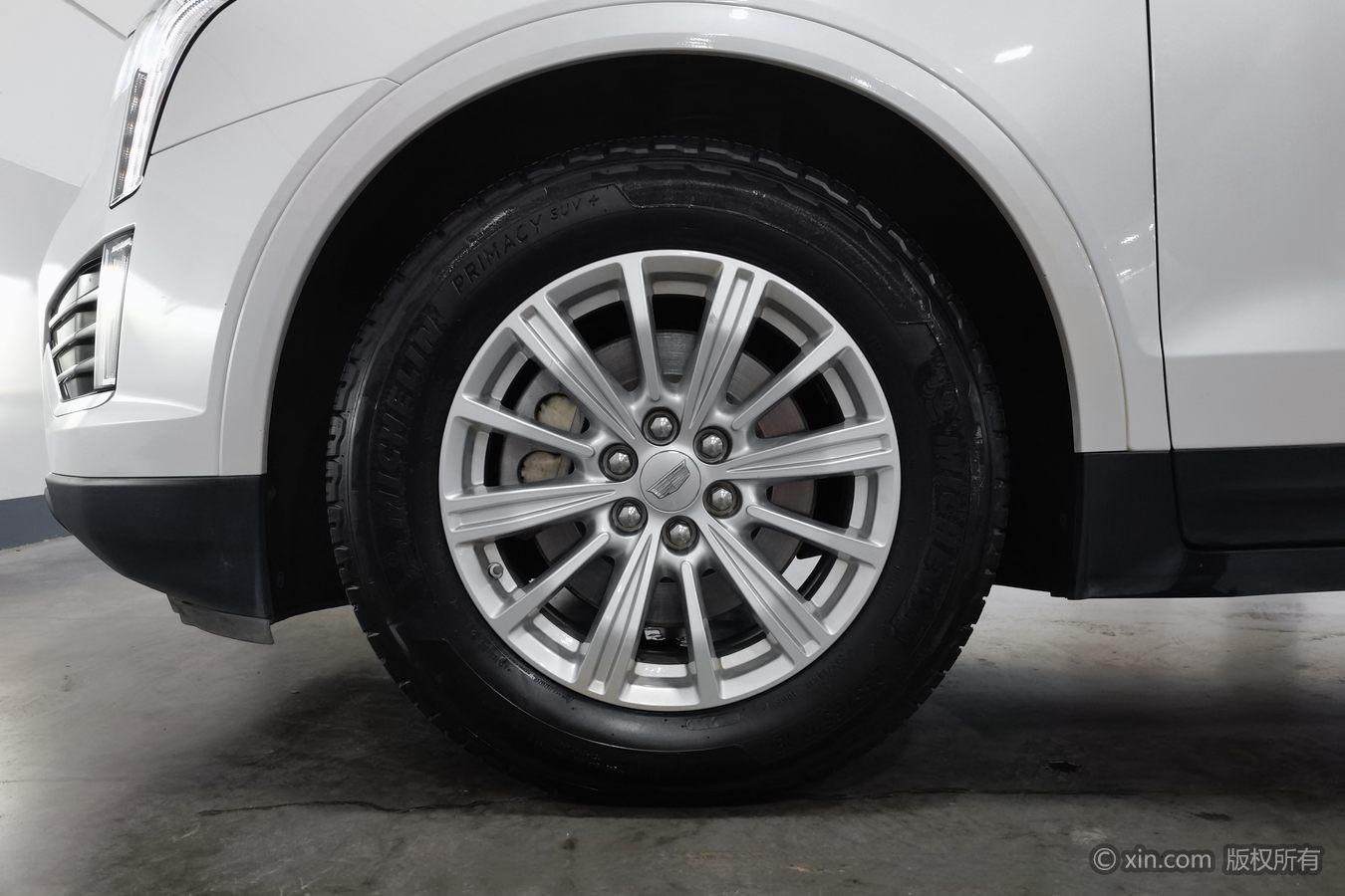 Cadillac XT5 2016 28T