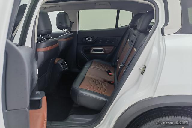 Citroen C5 AIRCROSS 2017 380 THP Luxury — фото 20