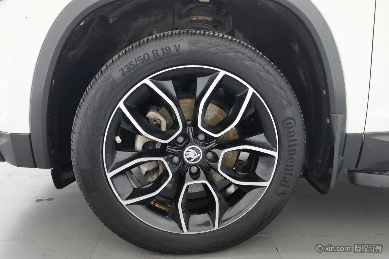 Skoda Kodiaq 2017 TSI330 7 мест Luxury