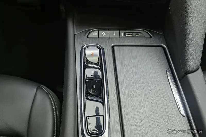 Buick Enclave — фото 10